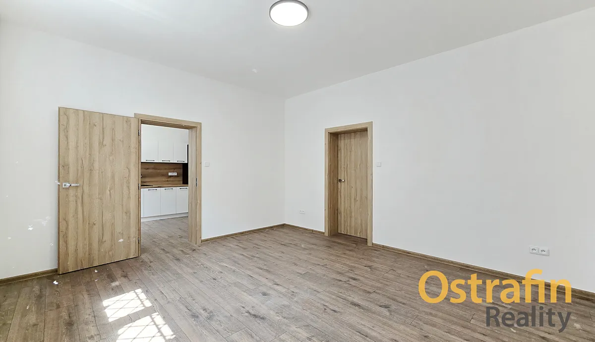 Pronájem kanceláře 90 m²